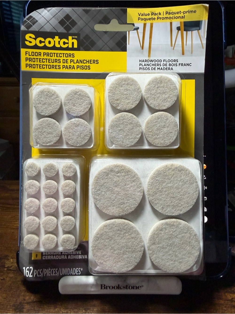 Scotch Floor Protectors - Felt Furniture Pads (162 pc). NEW
